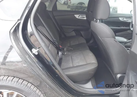 2022 Kia Forte Lxs z USA, uszkodzony, nr VIN 3KPF24AD7NE503018